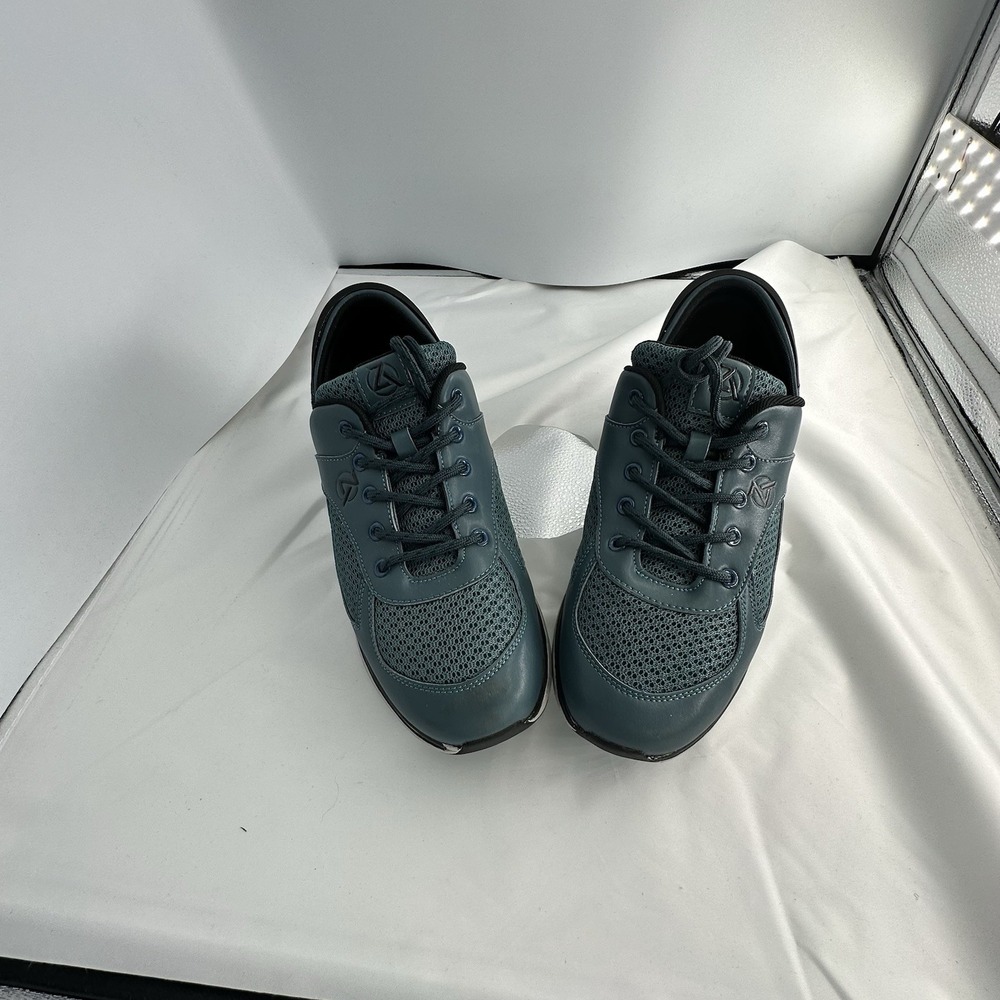 Zeba Mens Sneaker Shoes US Size 11  Color Green